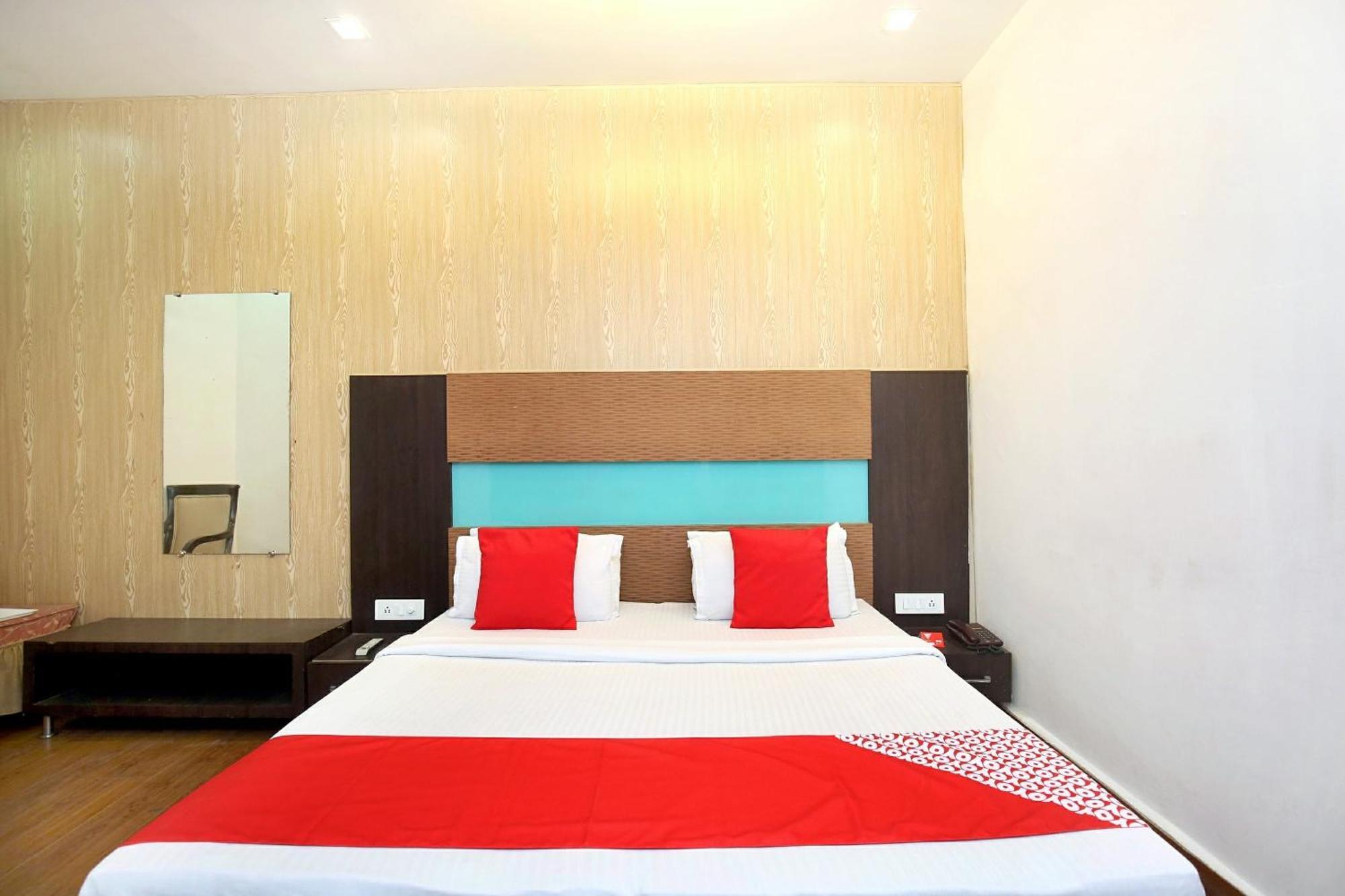 Hotel O Queensland Amritsar Exterior foto