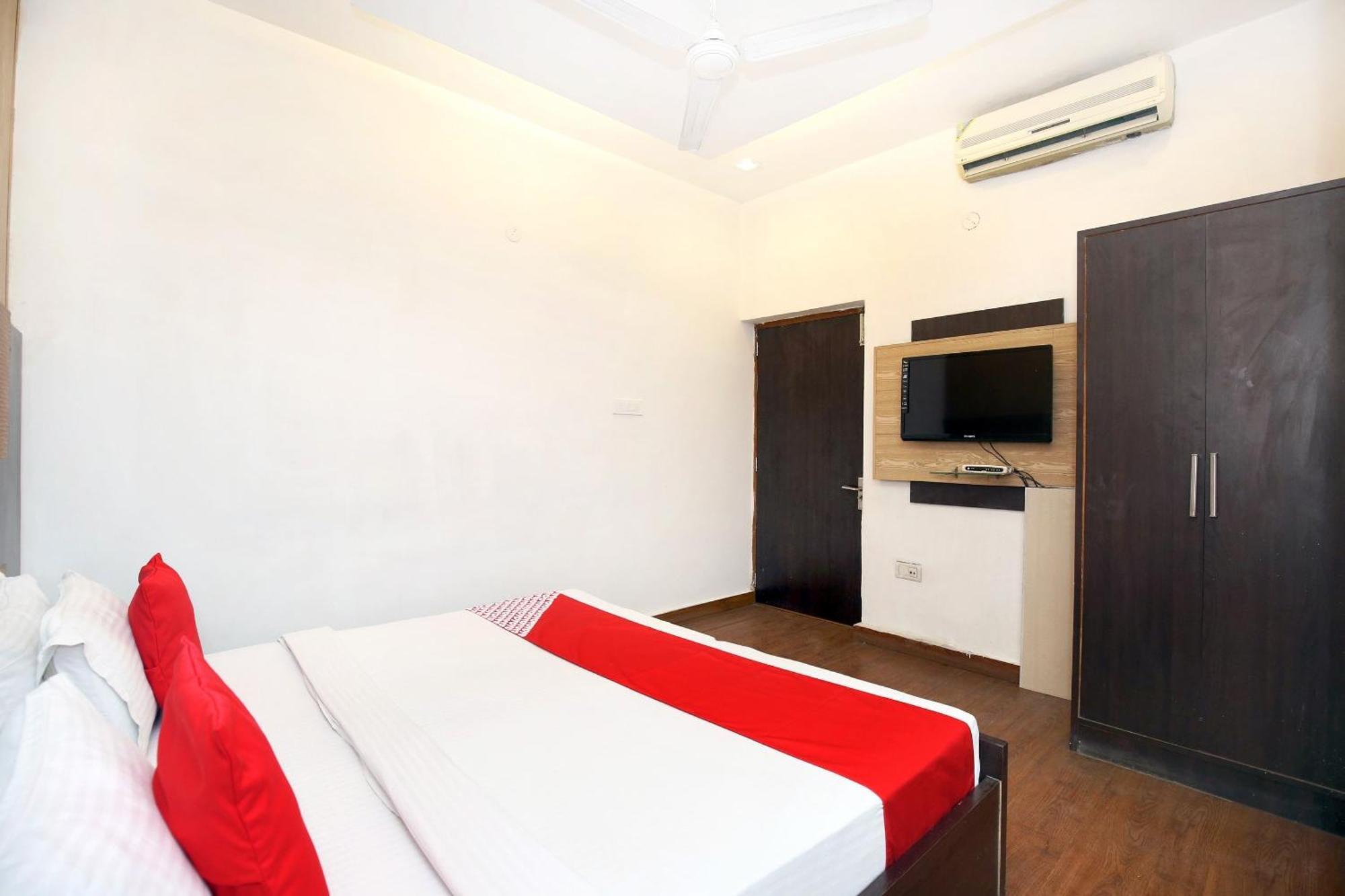 Hotel O Queensland Amritsar Exterior foto