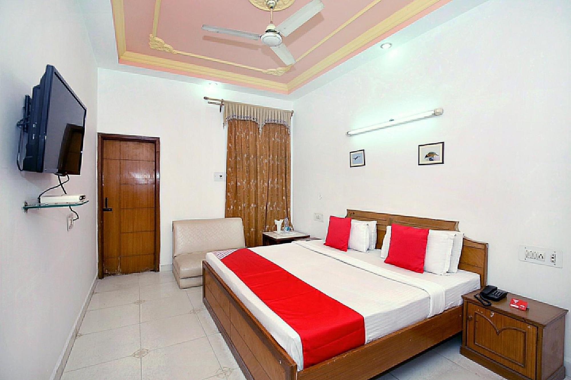 Hotel O Queensland Amritsar Exterior foto